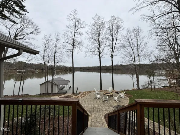130 Cobbs Creek Rd, Leasburg, NC 27291