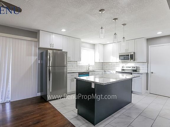 4th image of 10616 Skiles Ave