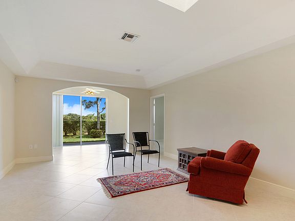 4th image of 12538 Crystal Pointe Dr APT C