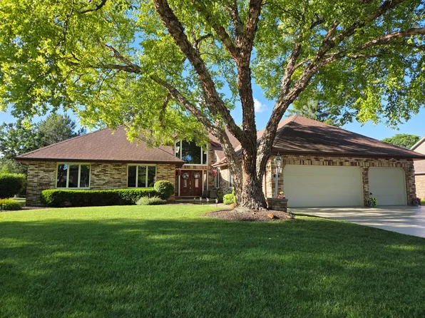 708 Galway Dr, Prospect Heights, IL 60070