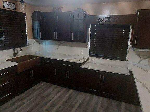 3rd image of 9246 Hasty Ave