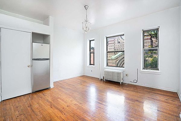 1st image of 206 W 132nd St #3G