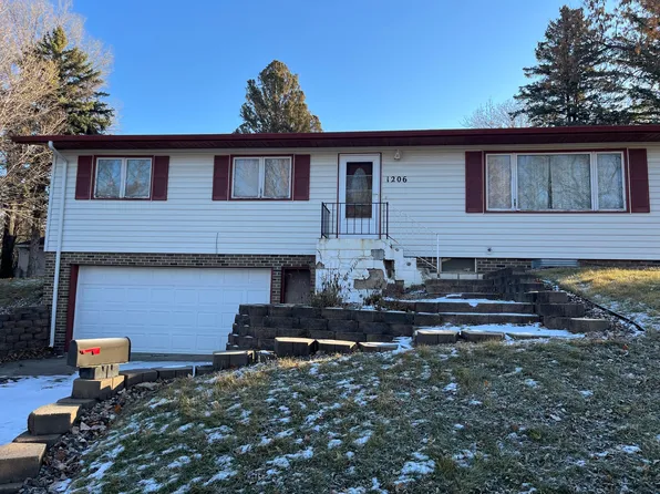 1206 N Cleveland Ave, Fergus Falls, MN 56537
