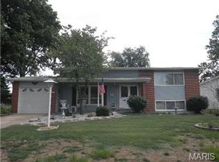 1205 Verlene Dr, Florissant, MO 63031