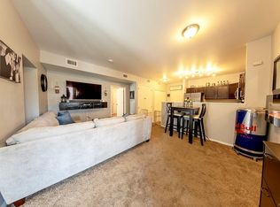 18721 E Water Dr UNIT B, Aurora, CO 80013