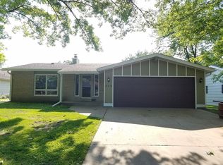 309 N 10th St, Albia, IA 52531