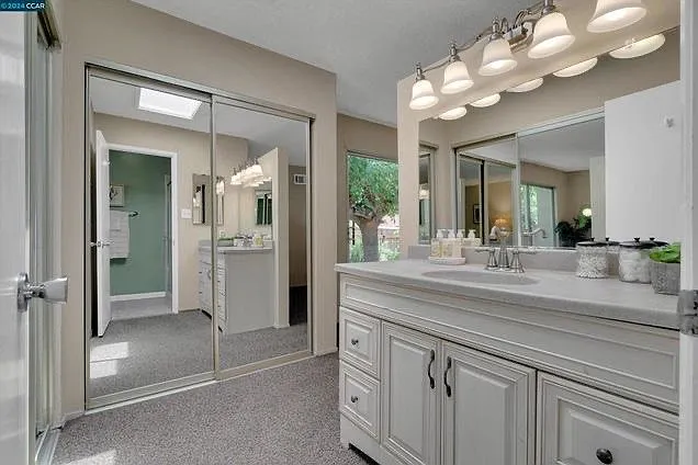 2243 Minaret Dr — Photo 7