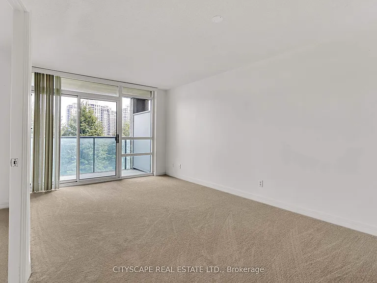 18 Harrison Garden Blvd #406 — Photo 16