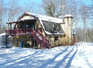 1416 Michelson Rd, Houghton Lake, MI 48629