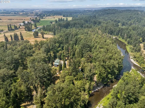 15003 S Macksburg Rd, Molalla, OR 97038