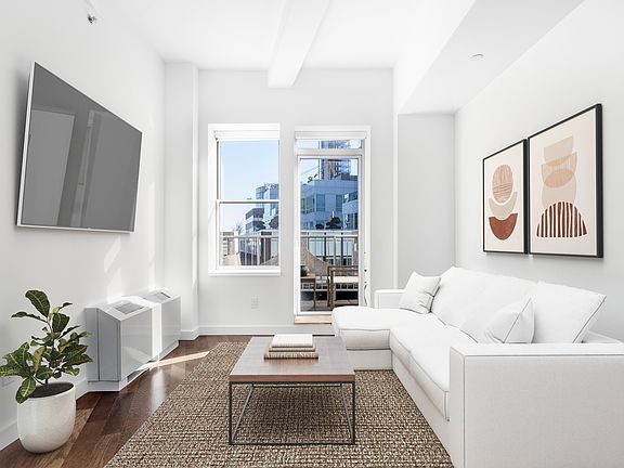 5th image of 116 John St APT 3105