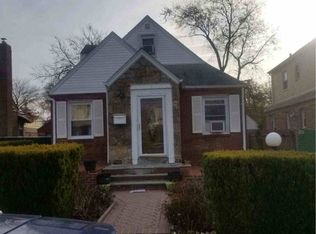 13019 218th St, Springfield Gardens, NY 11413