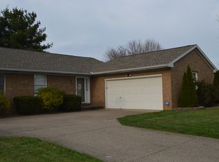8922 Westwood Dr, Newburgh, IN 47630