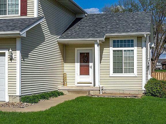 2nd image of 2937 SW Sunnybrooke Dr