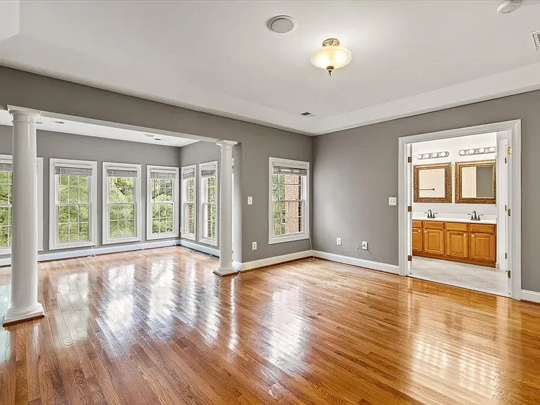 10363 Gershwin Ct — Photo 17