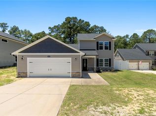 5608 Duncan St, Hope Mills, NC 28348