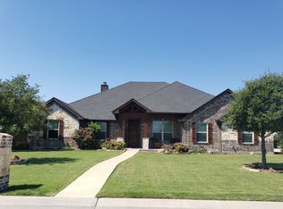 415 Water Fall Ln, Nevada, TX 75173