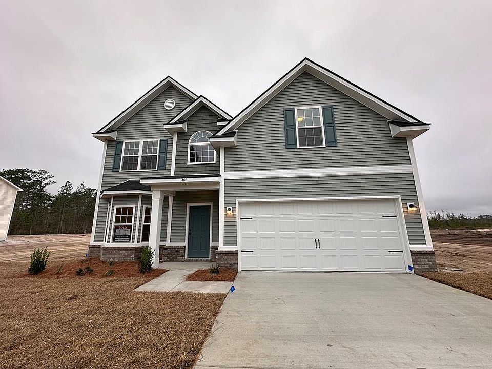 1st image of 1401 SE Arnold Dr