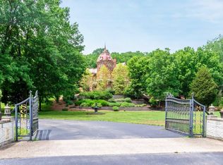 206 W Turnpike St, Vevay, IN 47043