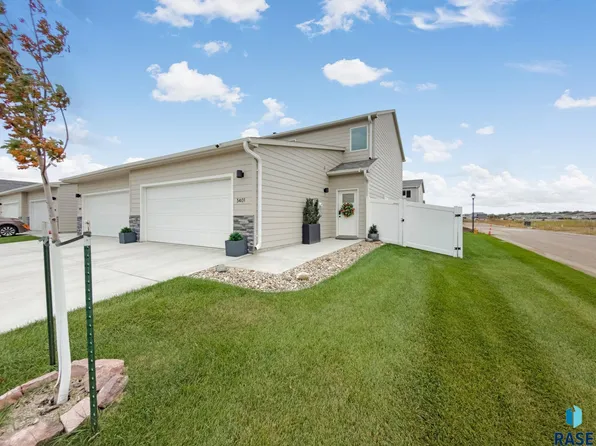 3401 S Chalice Pl, Sioux Falls, SD 57106