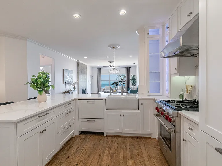 500 Waters Edge Dr #313 — Photo 15