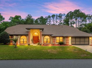 42 Pine Dr, Homosassa, FL 34446