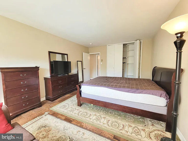 4201 Cathedral Ave NW #820E — Photo 14