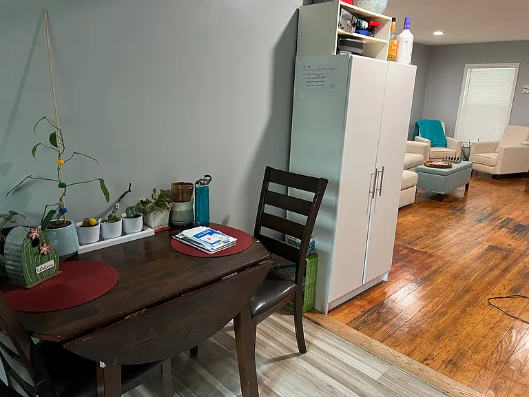 1234 SW McAlister Ave — Photo 2