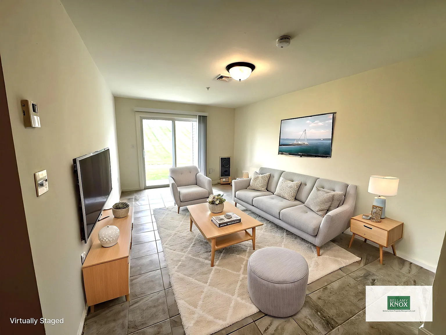 2 bed, 850 sqft, $1,995 — Photo 2
