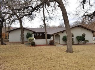 105 Timberlake Dr, Azle, TX 76020