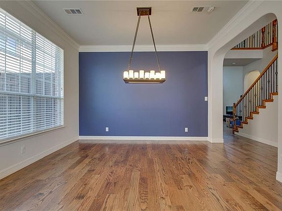 5th image of 7956 Peacock Ln