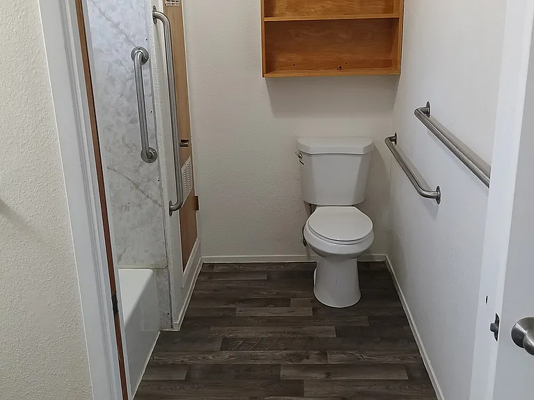 25 W Lincoln Ave #2 — Photo 12