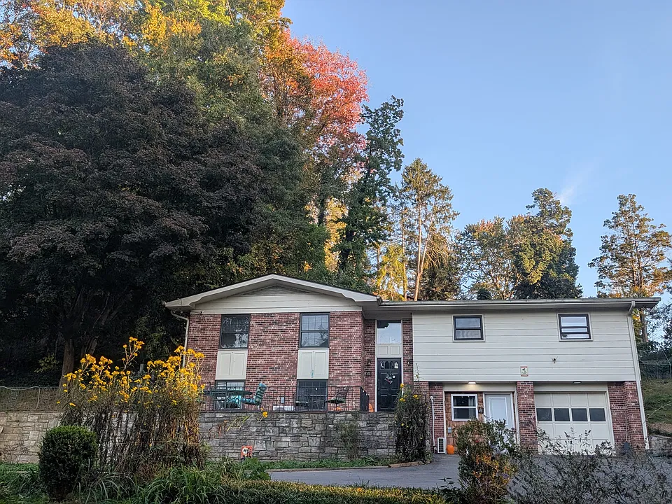 131 Fryemont Rd