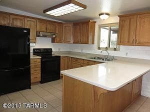 3rd image of 2280 S Placita Perlozzo