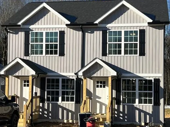 1690 Walton St, Dalton, GA 30721