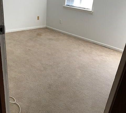 3rd image of 4111 Division St #4111