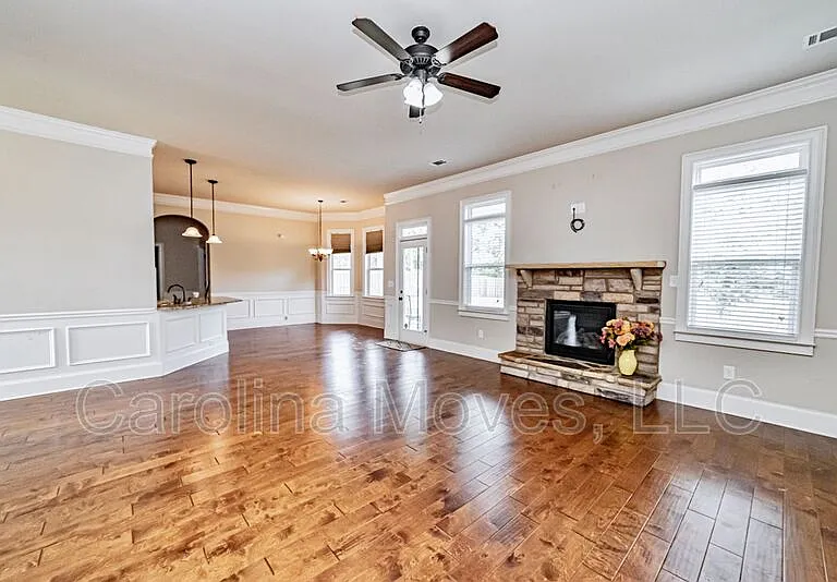 200 Sunnybrook Ln — Photo 11