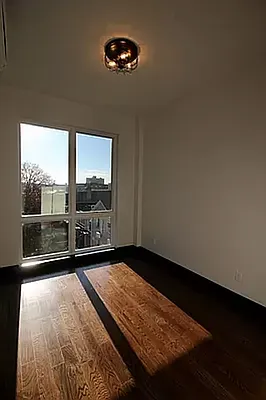 Rented by Reside New York | media 39