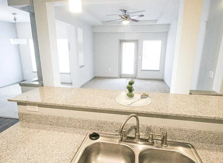 Mosaic Apartments — Photo 20