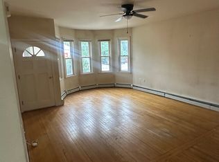 619 Douglas Ave #1, Providence, RI 02908