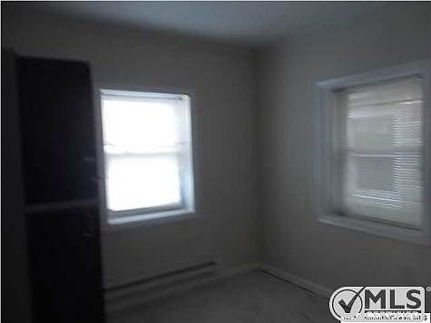 5th image of 28 Fremont Ave #A1