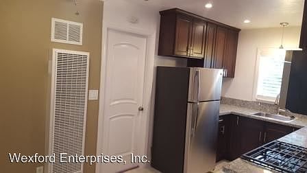 5th image of 4002 Florida St APT D