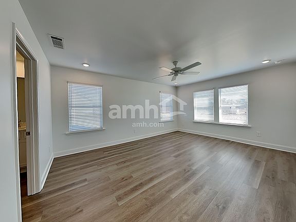 5th image of 212 Latitia Ln