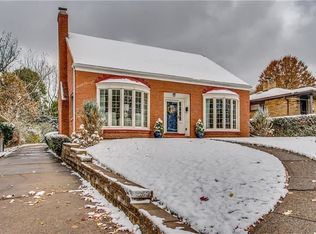 4541 Country Club Dr, Pittsburgh, PA 15236