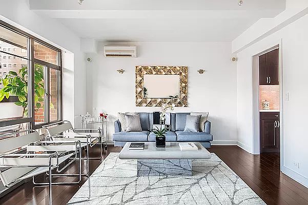 1st image of 750 Park Ave APT 16B