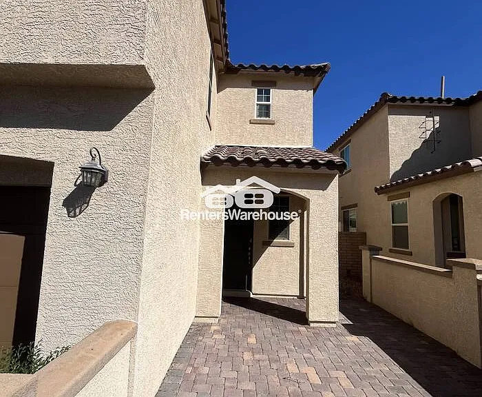 386 Espressivo St — Photo 2