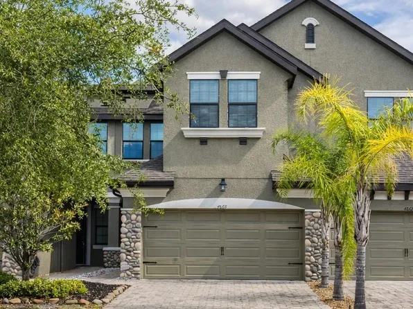 4868 Wandering Way, Wesley Chapel, FL 33544