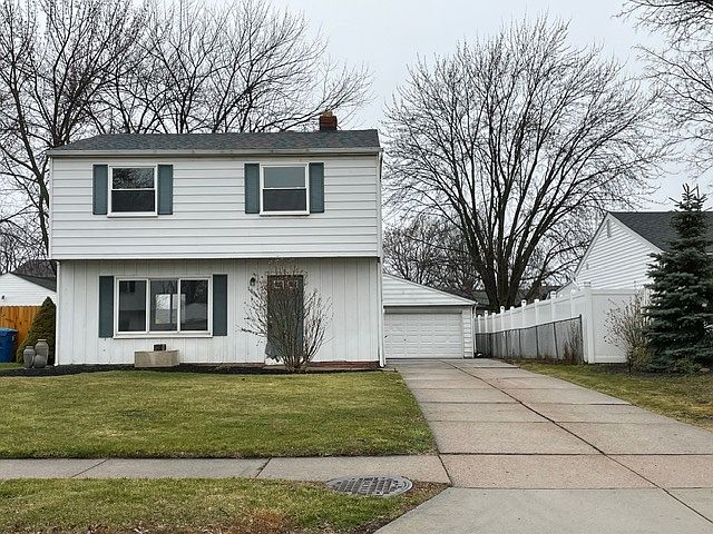 1st image of 1014 E 348th St