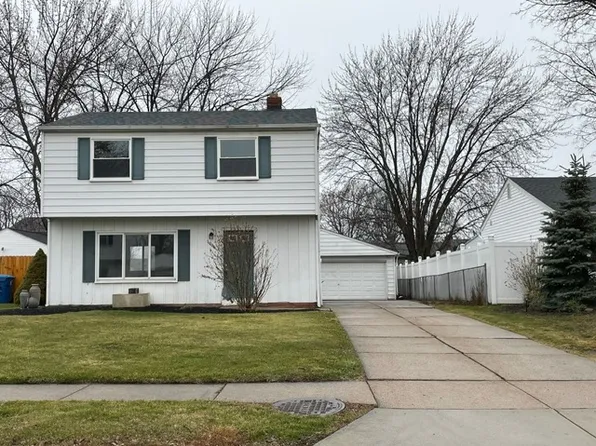 1014 E 348th St, Eastlake, OH 44095