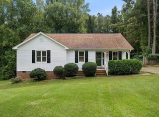 100 Valley Creek Dr, Clayton, NC 27520